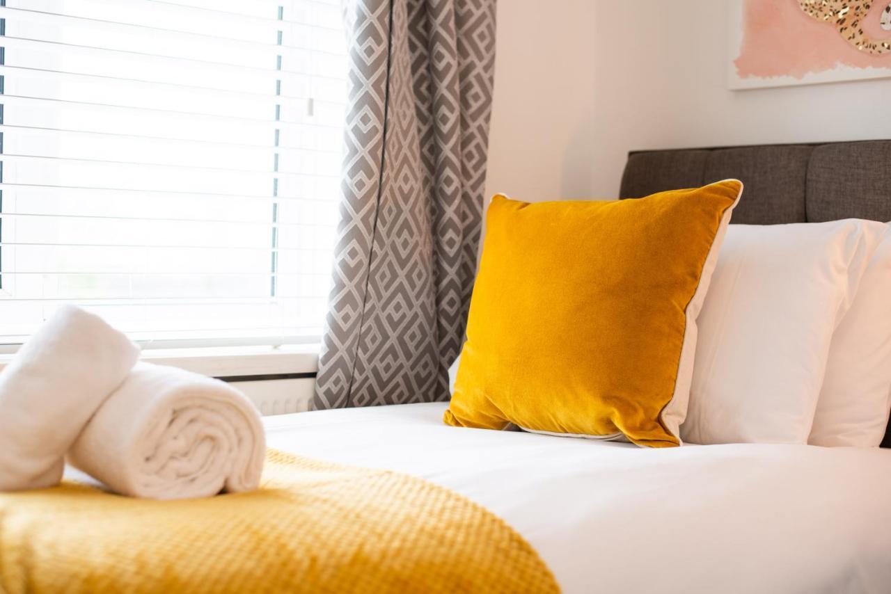 Off Road Parking, Garden, Smart Tv'S In All Rooms! Morriston Esterno foto